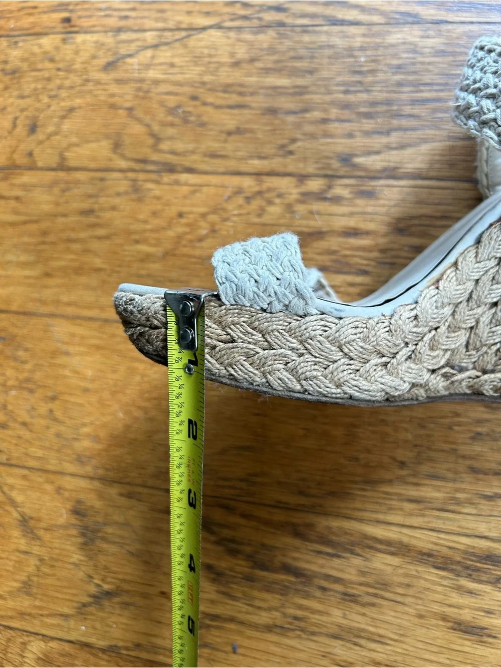 Stuart Weitzman Raffia Woven Wedges Nude Bone Size 8